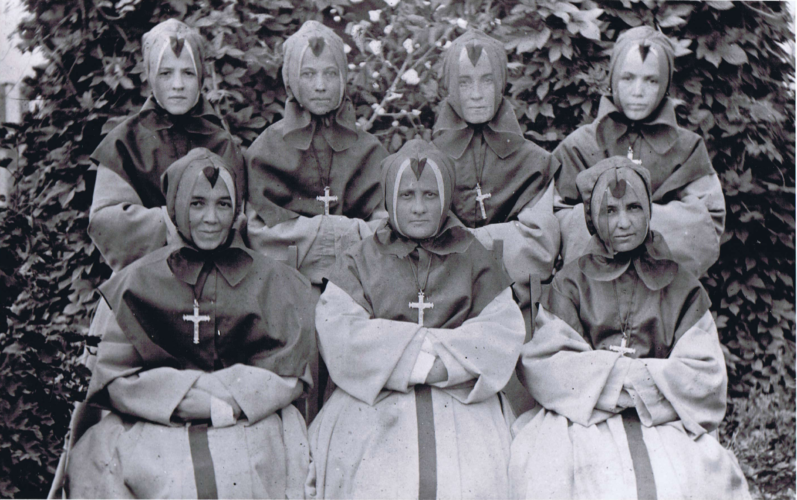 Grey Nuns, 1895